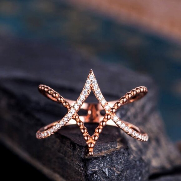 ✨ Bride Wedding/Women Beach Party Vintage Rose Gold Cross Crystal Ring,VIP296 - Picture 1 of 6